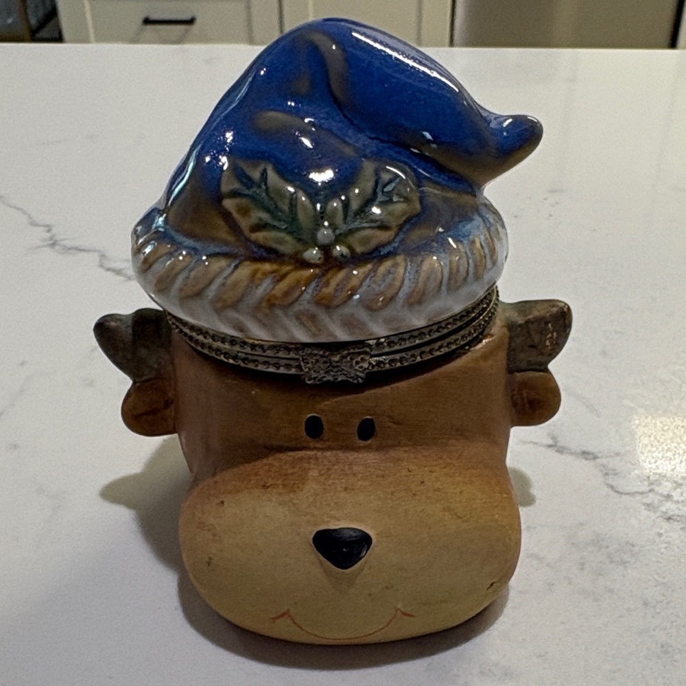 Blue-Hat Reindeer Ceramic Figurine Jewelry Box - Home Art